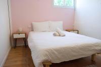 Double Room with Sofa shared Bathroom