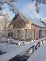 B&B Verkhnij Studenyi - У ОЛЕГА - Bed and Breakfast Verkhnij Studenyi