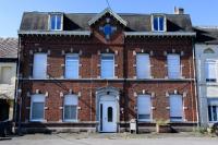 Domus Lemaitre 6 - parking-Belgique - B&B Bavay