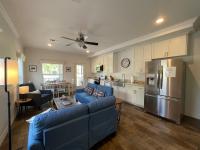 2bed2bath With Creek And Open Spaces - B&B