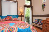 Chambre Lit Queen-Size avec Cheminée