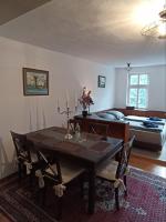 Ferienwohnungen am Jenaer Markt, Mitten im Zentrum, für bis zu 5 und 6 Personen - B&B Jena