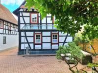 AVAHOME: Haus für 16, WLAN, Parkplätze, Netflix, Nespresso - Chambres d'hôtes Kandel