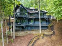 Riverview Retreat - Hot Tub, Pool Table - Ferienwohnung Dawsonville