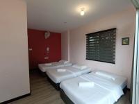 Dreibettzimmer mit eigenem Bad