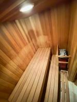 Lovely house in a nice community - B&B Toronto
