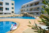 SEABREEZE APARTMENT 200m away from the sea - B&B
