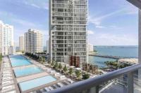 High Floor Icon Brickell Bay & Pool View 5 star SPA - B&B Miami