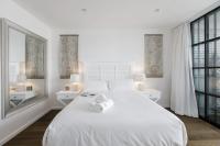 'Orangerie' A Stunning Shoe Factory Conversion - Bed and Breakfast Melbourne