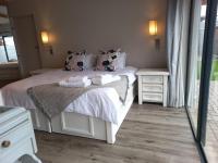 Luxury King Room