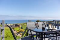 B&B Hinderwell - Ammonite Cottage - Coastal Retreat with Sea Views - Bed and Breakfast Hinderwell