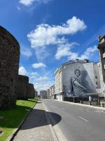 Adarve, con parking y vistas a la muralla - Chambres d’hôtes