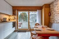 Nev 404 Centrally located 6 pax apartment and garage - B&B La Tzoumaz