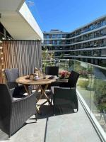 Bo med stil og udsigt til Aarhus lystbådehavn - B&B Aarhus