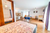 Quadruple Room with Terrace