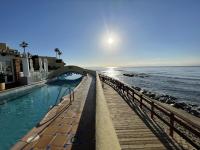 Dona Lola Micaela Beach front duplex apartment with open sea and beach views located between Marbella and Fuengirola - Costa del Sol - CS148 - Chambres d'hôtes Mijas