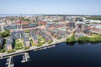 Modern Downtown 1BR next to Lake Pyhäjärvi - Bed and Breakfast Tampere