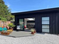 Modern design, parking, central of Christchurch - B&B Christchurch