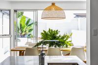 THE OSLO on Broadway with Pool Villas 1 & 2 - B&B Glenelg