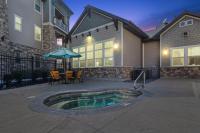 Bee Chic in SoJo w/hot tub+gym+local ski slopes - B&B South Jordan