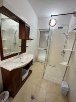 DeLux Apartment (by Mishel) - Ferienwohnung Durrës