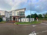 Hom Villa 5rm 12-22 pax Wifi Netflix BBQ SteamBoat Games Beach Water Park - Chambres d'hôtes Kota Tinggi