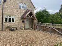 B&B Cirencester - Field End House - Bed and Breakfast Cirencester