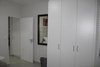 Fun modern two bed apartment in fourways - B&B Sandton