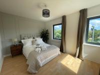 B&B Thamesmead - Quiet Luxe Home with GYM and Free Parking - Bed and Breakfast Thamesmead