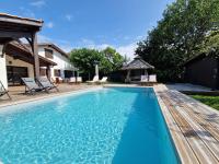 Villa Elizalde Moliets - climatisée, piscine chauffée, vélos et surfs inclus - Chambres d'hôtes Moliets-et-Maa