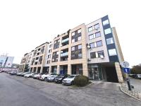 Apartment 'ACTIVE LIFE' - Hockey, Football and Basketball stadium, POLUS Shopping center - air conditioned and parking possibility - Chambres d'hôtes Bratislava