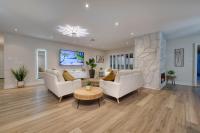 Single Story minutes from Summerlin with RV Parking & Dog Friendly - Bed and Breakfast Las Vegas