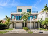 Luxury Paradise walk to Las Olas -5 mins to Beach - B&B