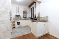 Top Center Relax, NDK & Vitoshka str, FREE Secured parking - B&B Sofia