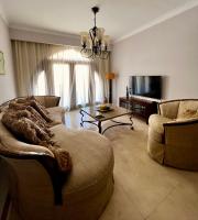 B&B Hurghada - Luxury 2BD flat, steps from Sahl Hasheesh beach - Bed and Breakfast Hurghada