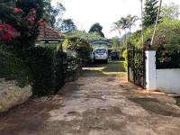Crystal Holiday Bungalow - Bed and Breakfast Bandarawela