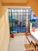 Luxurious 3BHK Urban Retreat Homestay - B&B