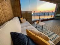 B&B Sandnes - Divine Seaview Terrace - Bed and Breakfast Sandnes