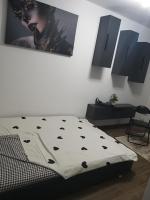 Ovidiu relaxing place - Bed and Breakfast Boekarest