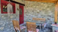House with big garden and barbeque in nature - B&B Potamiá