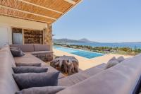 B&B Gialova - Luxusvilla Pylos 6 Personen privater Pool - Bed and Breakfast Gialova