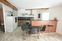 Karine hospitality - B&B Saint-Just-la-Pendue