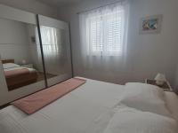 Appartement met 2 Slaapkamers en Uitzicht op Zee