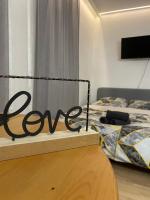 Love Glow Studio - Bed and Breakfast