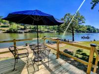 B&B Hot Springs - #04-Adorable Large 1 Bedroom Lakeside Cottage- Pet Friendly - Bed and Breakfast Hot Springs