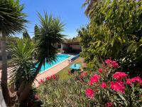 B&B Martigues - Maison Clochette, Belle Villa Piscine - Bed and Breakfast Martigues