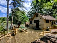 B&B Hot Springs - #09 - Large Lakeview One Bedroom- Pet Friendly - Bed and Breakfast Hot Springs