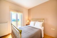 Dafni's Seaview House - Bed and Breakfast Potamós