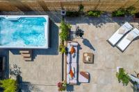 [Via Indipendenza] – Attico di lusso con Piscina - Chambres d’hôtes