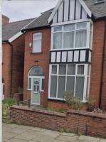 B&B Bolton - Moorside House - Bed and Breakfast Bolton